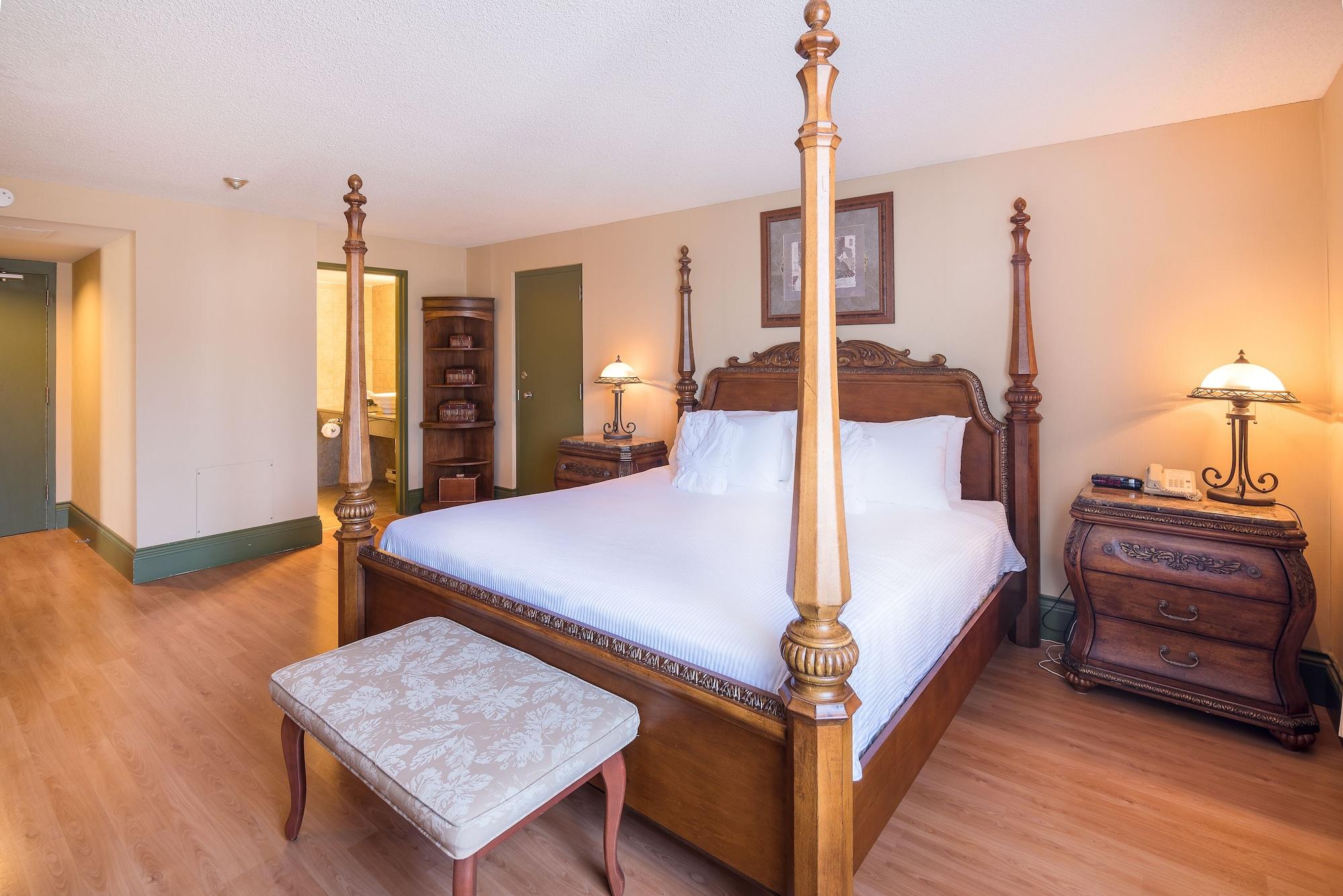 Ramada by Wyndham Thunder Bay Airlane Hotel Bagian luar foto