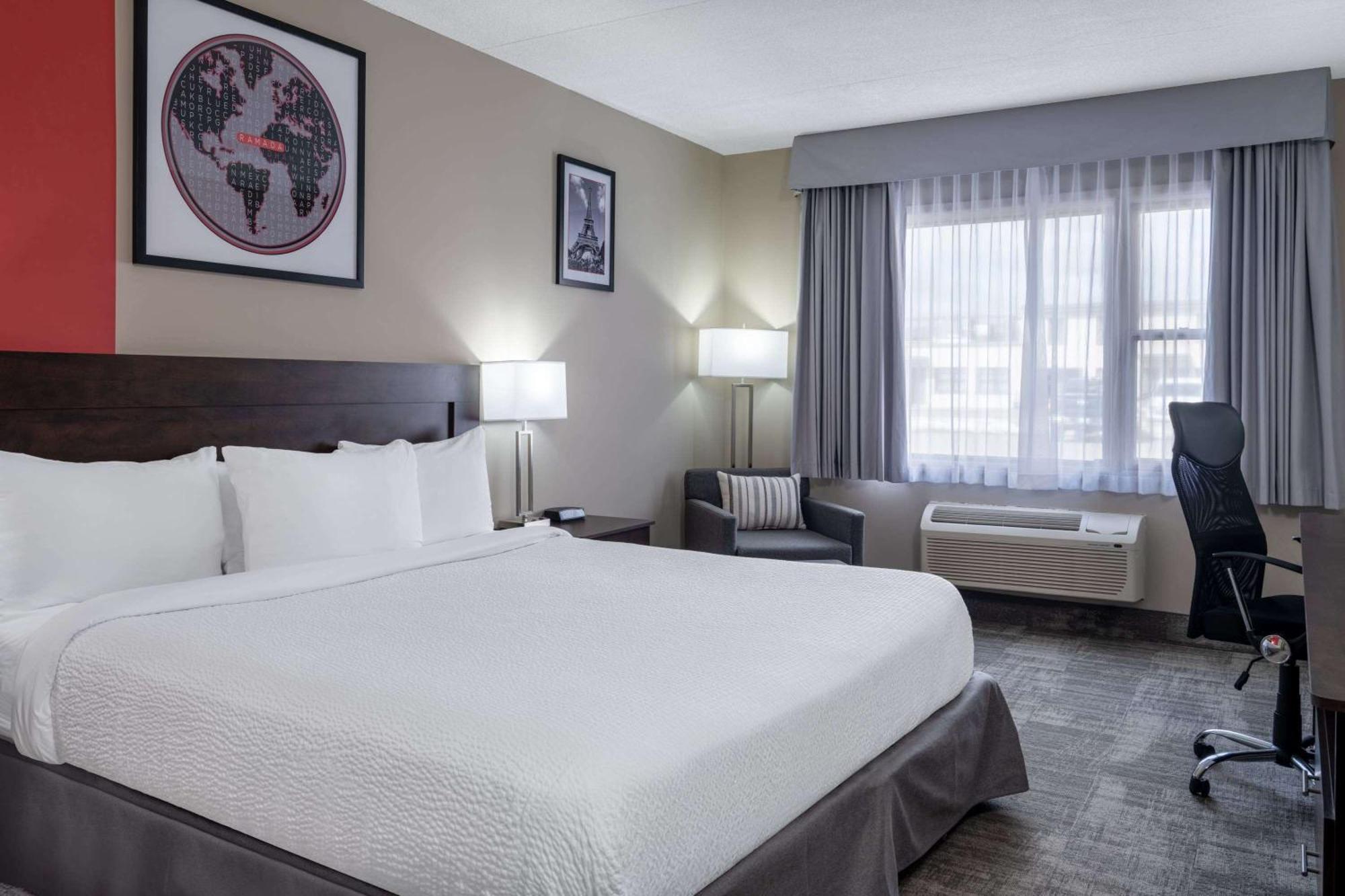 Ramada by Wyndham Thunder Bay Airlane Hotel Bagian luar foto